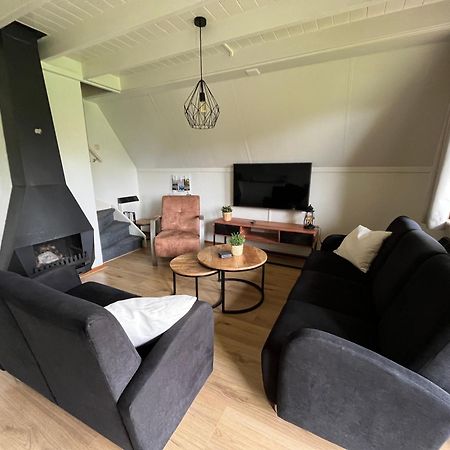 Vakantiepunt 142 - Moderne Vakantiewoning Aan Het Water! Gramsbergen 외부 사진